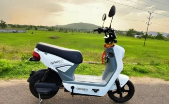 Avon E Plus Electric Scooter: Budget-Friendly Ride with 55KM Range, Stylish Design & Fast Charging